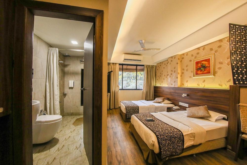Hostel Mumbai By Maharana Inn Екстериор снимка