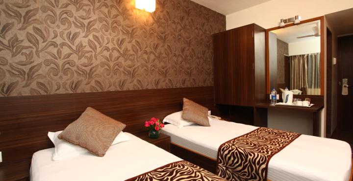 Hostel Mumbai By Maharana Inn Екстериор снимка