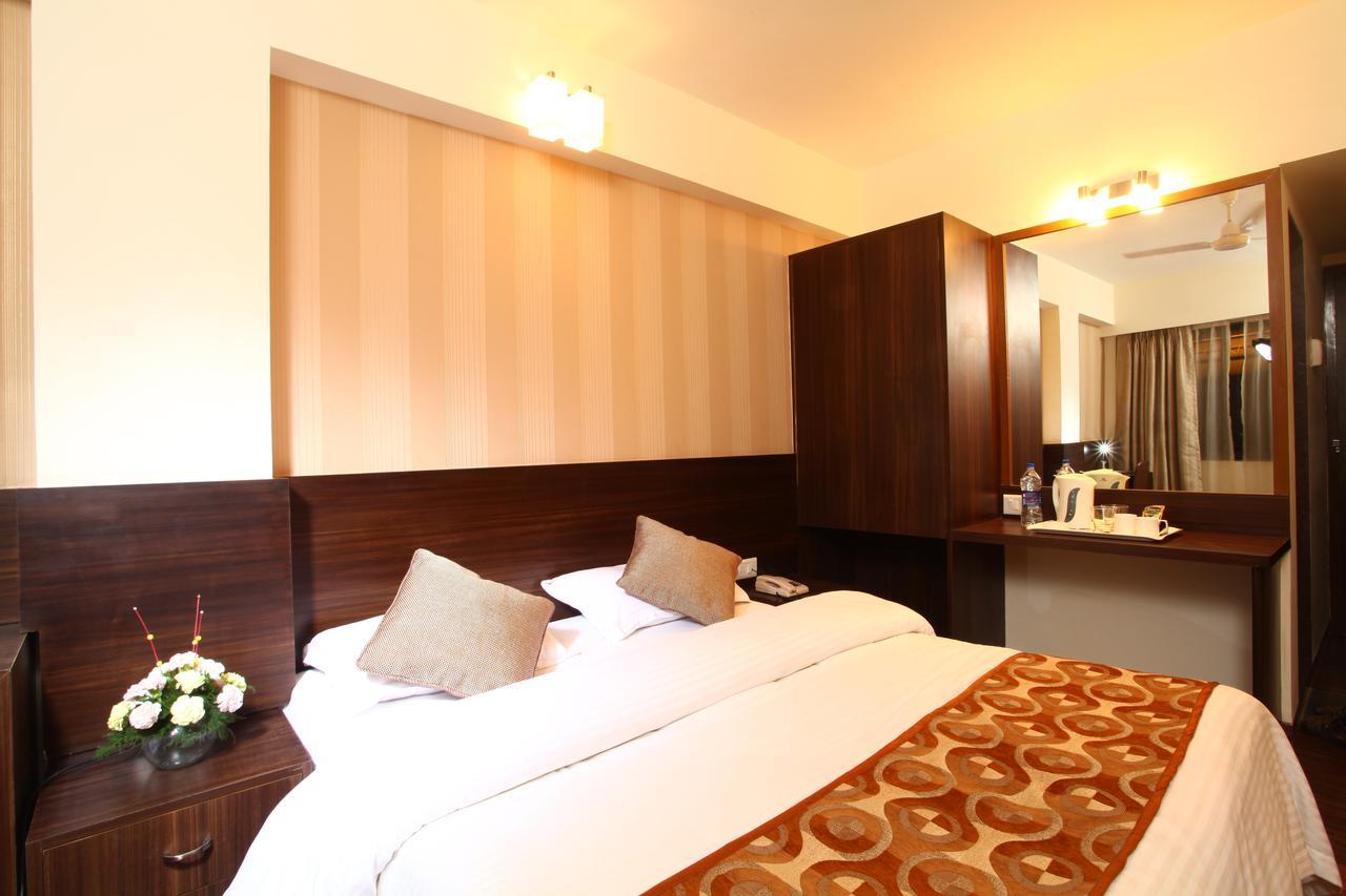 Hostel Mumbai By Maharana Inn Екстериор снимка
