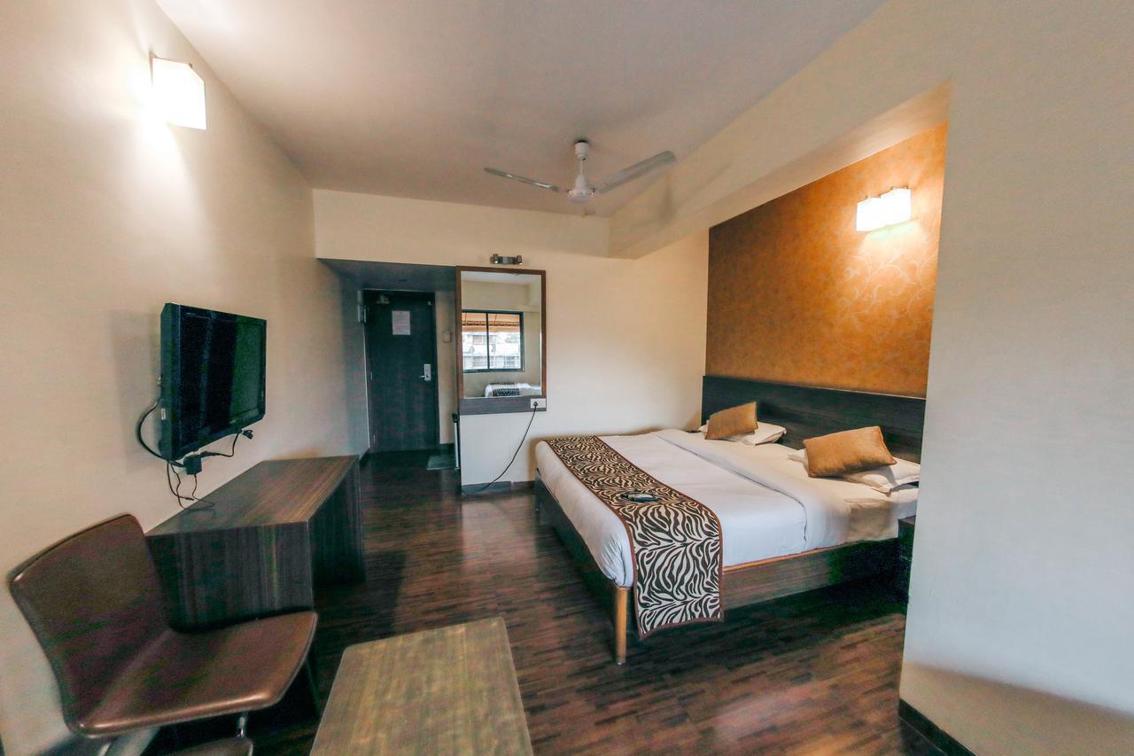 Hostel Mumbai By Maharana Inn Екстериор снимка