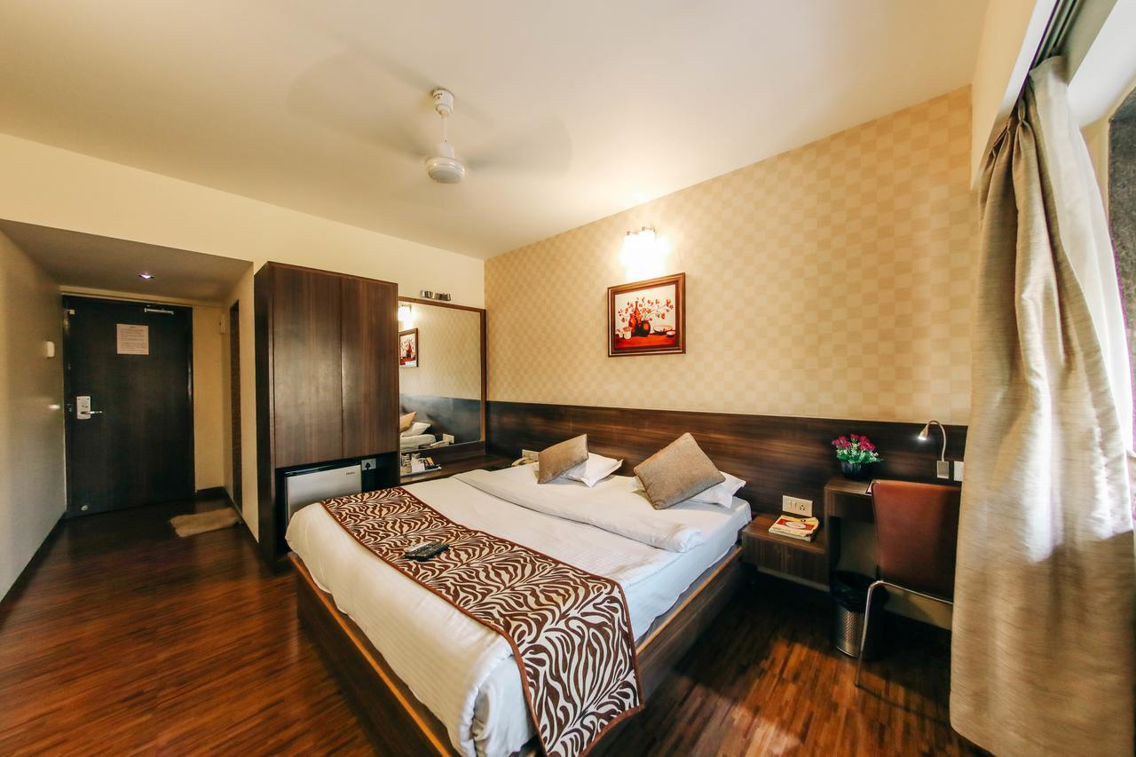 Hostel Mumbai By Maharana Inn Екстериор снимка