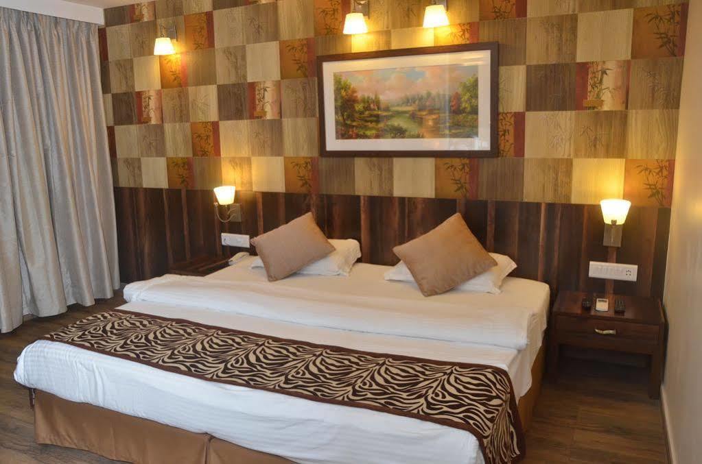 Hostel Mumbai By Maharana Inn Екстериор снимка