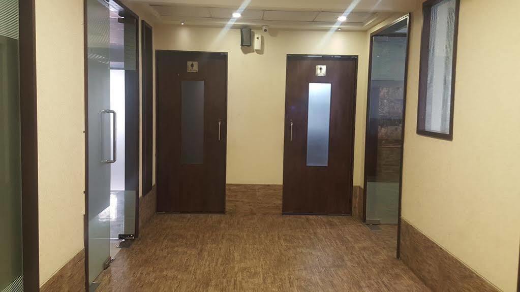 Hostel Mumbai By Maharana Inn Екстериор снимка